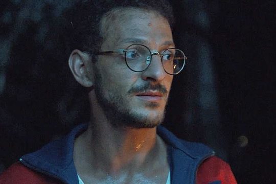 3379316.jpg-r_640_360-f_jpg-q_x-xxyxx