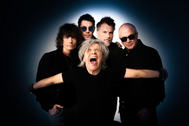 Indochine article le magazine