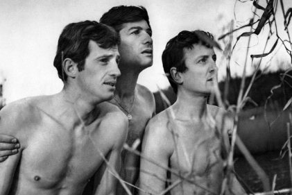 2020. La chasse à l’homme