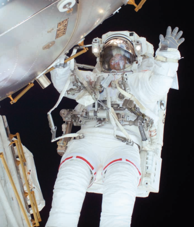 Nicole Stott article le magazine Nicole Stott article le magazine