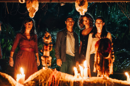 2021. Ils étaient dix Episode 1 Se01/Ep01