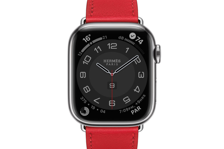 Apple Watch Hermes Series 7 boitier 41 mm bracelet en veau Swift rouge de coeur